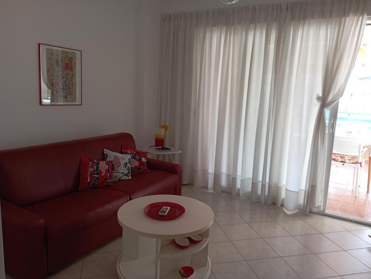 Apartment Alma Саранда Екстер'єр фото