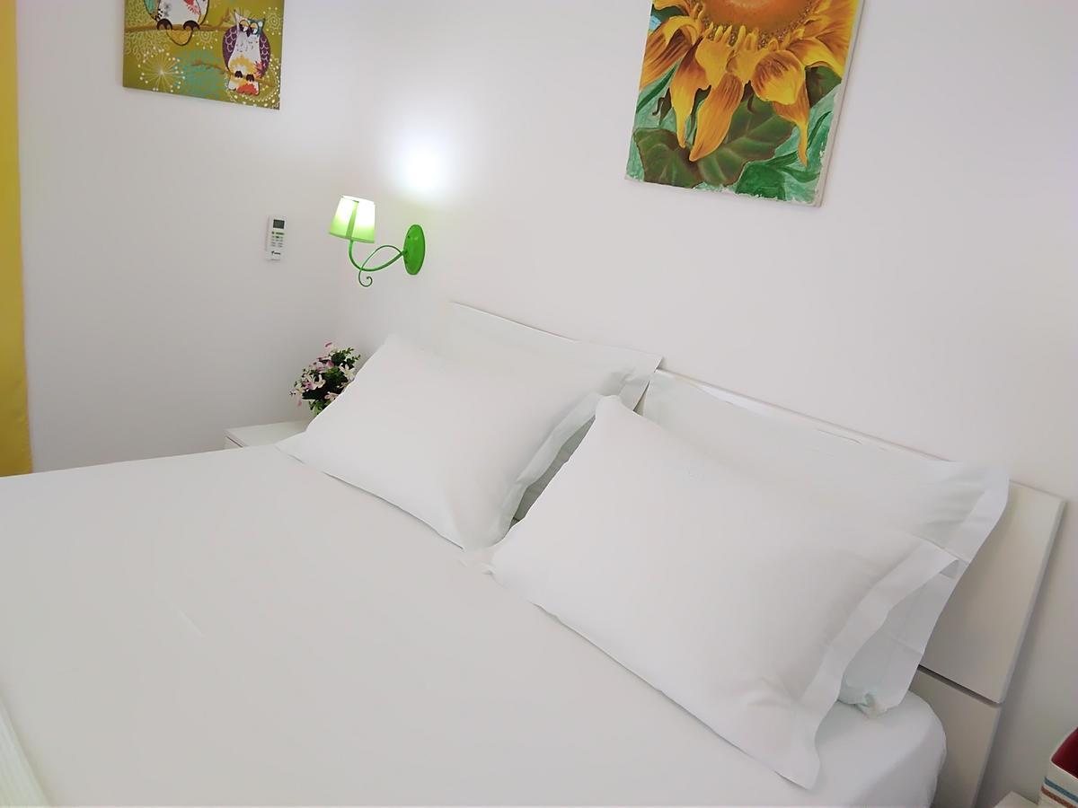 Apartment Alma Саранда Екстер'єр фото