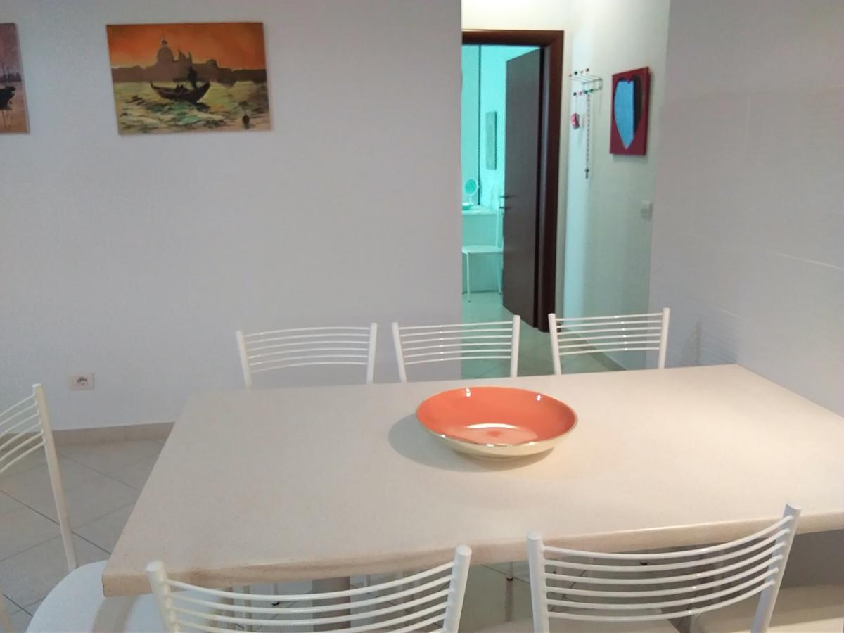 Apartment Alma Саранда Екстер'єр фото
