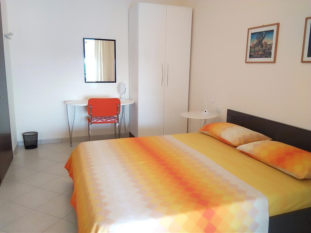 Apartment Alma Саранда Екстер'єр фото